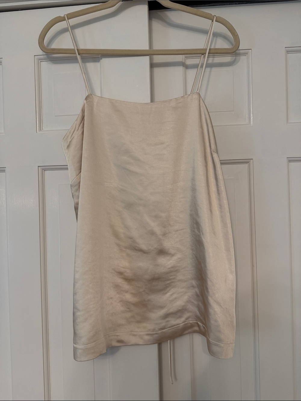 Satin open back tank sz M